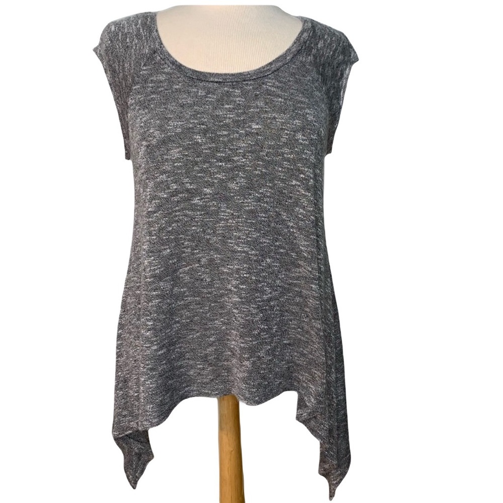 Mossimo grey soft flowy top